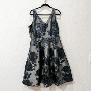 NWT White House Black Market Jacquard Dress sz 16